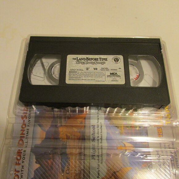 VHS Tapes - Land Before Time grouping - Picture 16 of 16